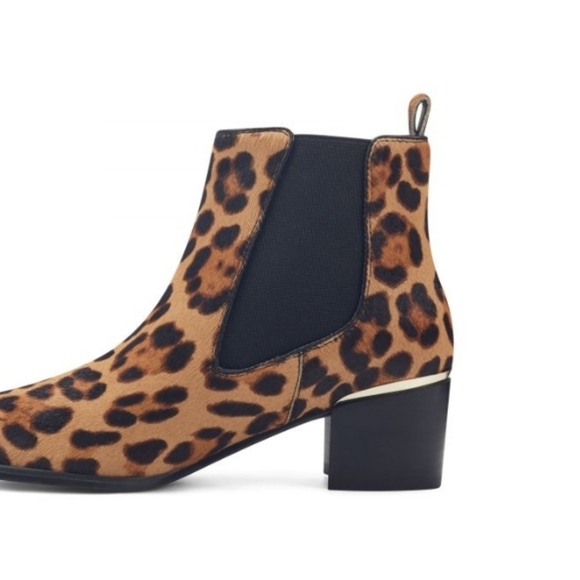 Nine West Leopard Print Genuine Cow Hair Chelsea Boots NWT - Picture 3 of 7